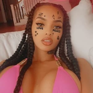 Lola Monroe