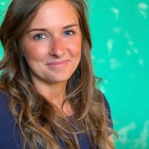 Molly Bahr