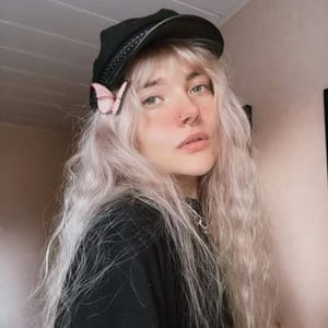 Roosa Laituri
