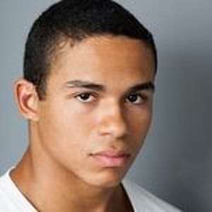 Noah Gray-cabey