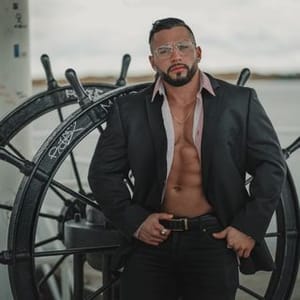 Taylor Plaja