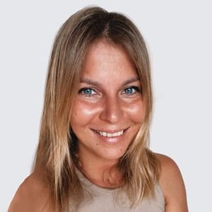 Lena Sakharova