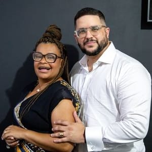 Pra Natalia Bello