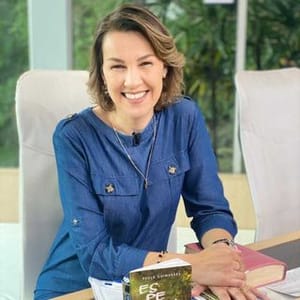 Paula Guimaraes