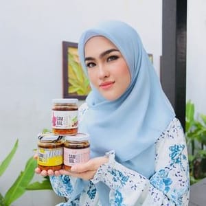Elfira Loy
