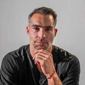 Jos Vazquez Cirujano Plastico