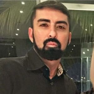 Shiroiy Darius Cama