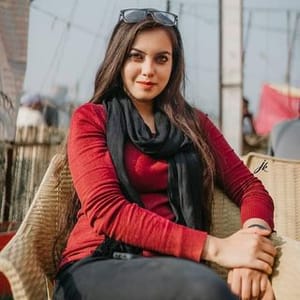 Asis Kaur
