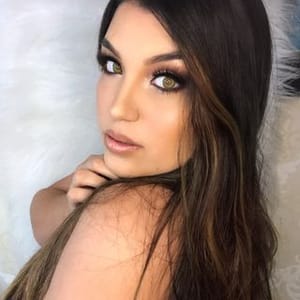 Damaris Carrijo Gontijo,26