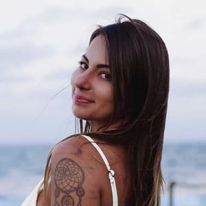 Kelly M