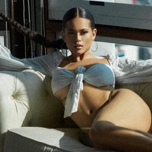 Daniela V