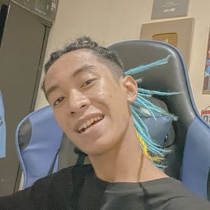 Acil Si Kecil Kece