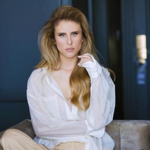 Alina Levy Perry