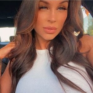 Lauren Cher'ie