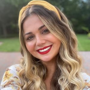 Naiara Vecchi Miranda