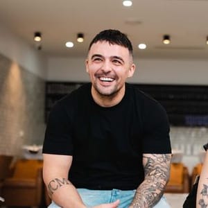 Alex Loves Colour