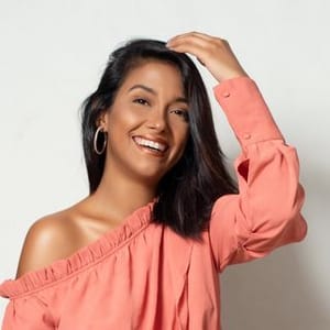 Karla Lora-caban