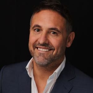 Dominic Brayfacelift Surgeon