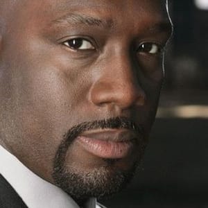 Richard T Jones