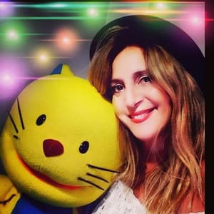 Cantando Con Adriana
