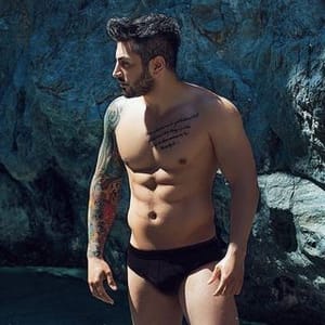 Esy Alikhani