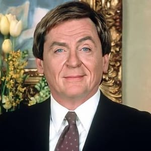 Daniel Davis Fans
