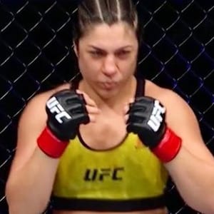 Bethe Correia