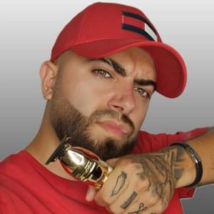 Xhris Barber