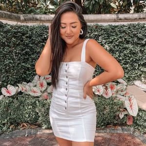 Nickie Vu