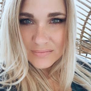 Jeannine Dean