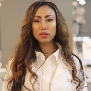 Dr. Nicole Bell Dds