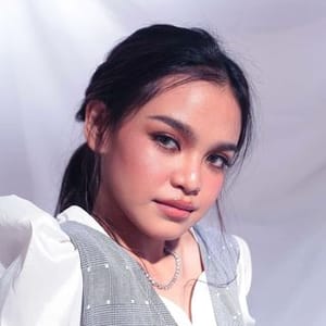 Zephanie Dimaranan