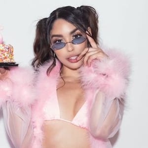 Vanessa Sky