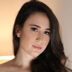 Isadora Golfet Dermatologia