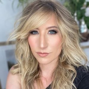 Adrienne Dara