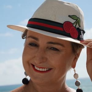 Silvia A Fernandes