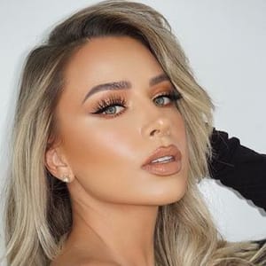 Angela Ayala