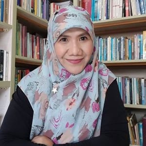 Helvy Tiana Rosa, M.hum.