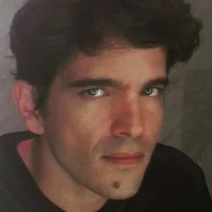 Damian Genovesem