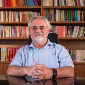 Dr Jose Rugue