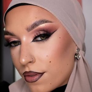 Sara Ali-loblacksara