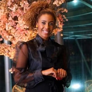 Cerimonialista Ariana Silveira