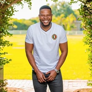 Mike Ndlangamandla