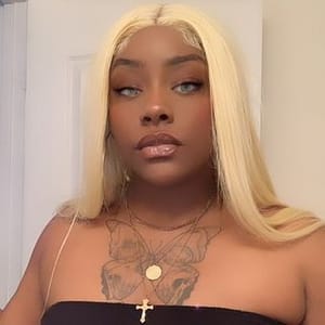 Playgirl Roe