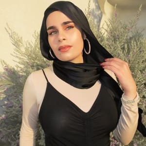 Sara Awamleh Sar Aaoaml