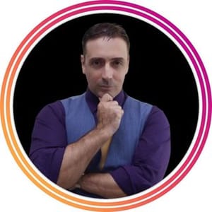 Dr Daniel Machado