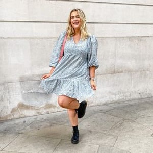 Jess Midsize