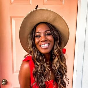 Nayokia Lyons