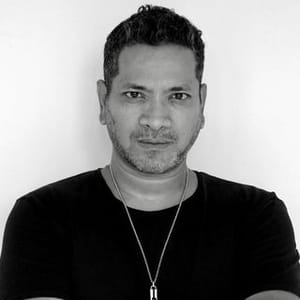 Dj Lloyd Gueizelar