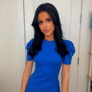 Isabella Riley